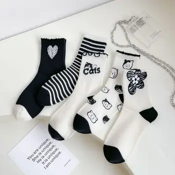 Svakodnevne Crno-Bijele Čarape Ženske Čarape S Cartoonish Po Cijeloj Površini Životinja, Japanski Slatka Čarape Kawaii, Modni Šarene Čarape U Stilu Харадзюку, Vanjska Odjeća, Duge Čarape