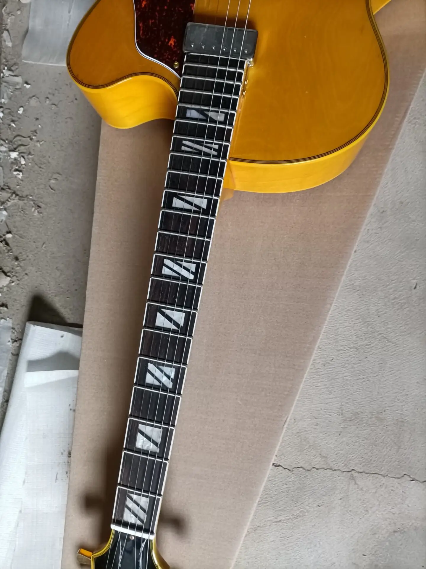 besplatna dostava jazz полуполая luk gitara električna gitara svijetle boje jazz gitara ra single cut najbolja električna gitara Slika 1