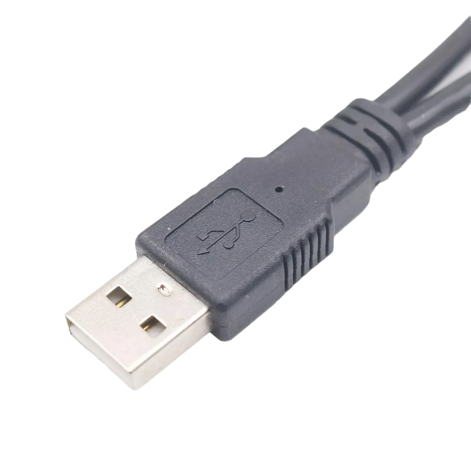USB 2.0 Tip A za povezivanje na priključak za Sinkronizaciju podataka s USB priključkom A Kabel za napajanje Y za vanjski tvrdi disk HDD Slika 2