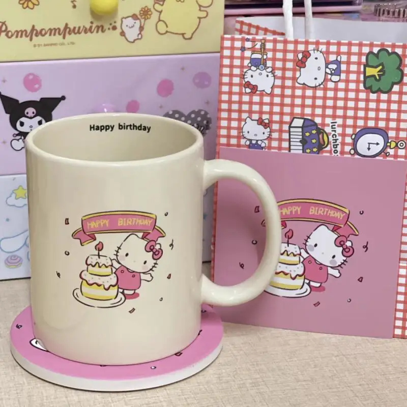 Sanrio Hello Kitty Medo Kawai Crtani Slatka Torta stakleno Keramička Šolja sa Ručkom Bubalo Anime Pliš Igračke za Djevojčice, Dječje Igračke Poklon Za Rođendan Slika 3