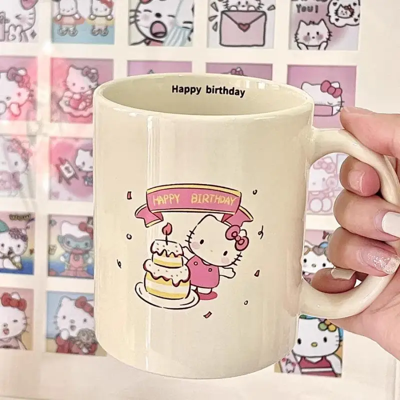 Sanrio Hello Kitty Medo Kawai Crtani Slatka Torta stakleno Keramička Šolja sa Ručkom Bubalo Anime Pliš Igračke za Djevojčice, Dječje Igračke Poklon Za Rođendan Slika 4