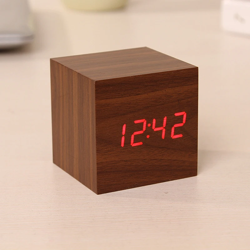 Drvene LED Alarm Temperatura Elektronski Sat Upravljanje Zvukovima Digitalni Led Zaslon Stolni Kalendar Desktop Sat je Visoke Kvalitete Slika 5