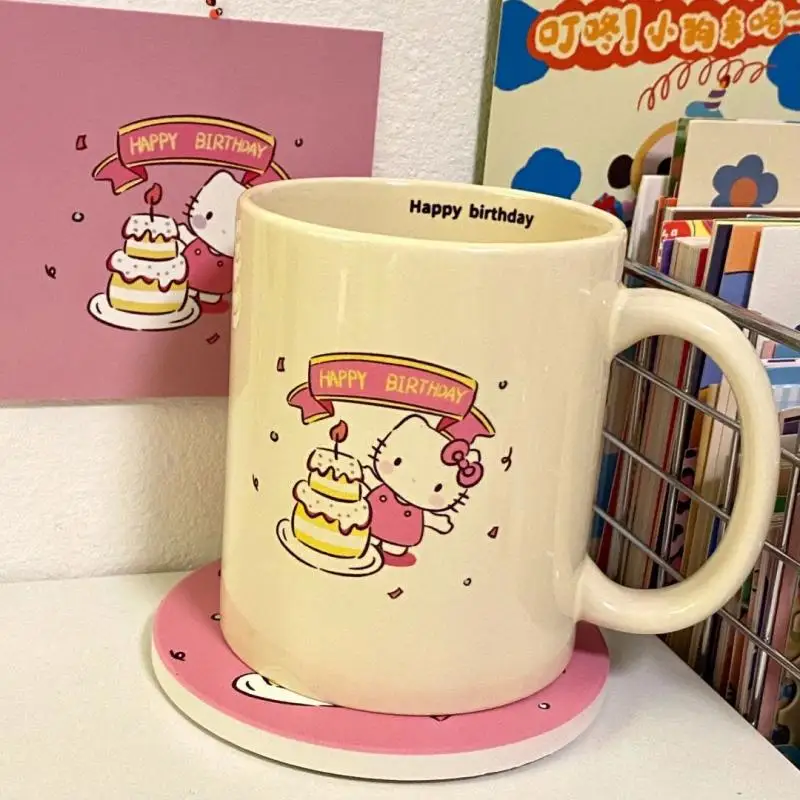Sanrio Hello Kitty Medo Kawai Crtani Slatka Torta stakleno Keramička Šolja sa Ručkom Bubalo Anime Pliš Igračke za Djevojčice, Dječje Igračke Poklon Za Rođendan Slika 5